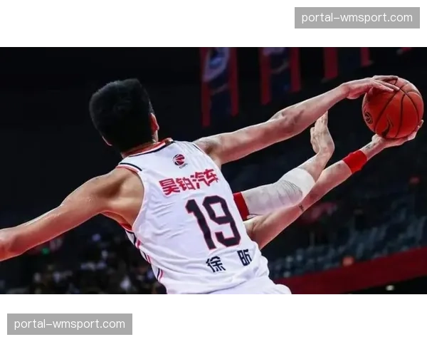 广东宏远新增轮换球员,青年队小将彭士峻进入季后赛名单