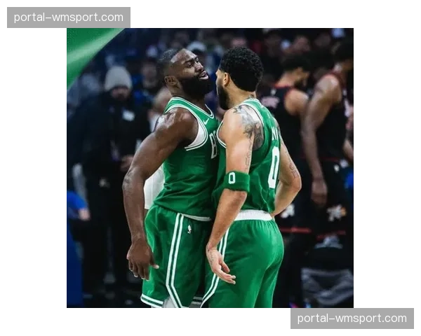 凯尔特人128-96狂胜76人,3-1夺赛点 凯尔特人128-96狂胜76人,3-1夺赛点